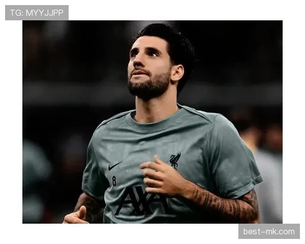 索博斯洛伊伤愈复出，球队士气高涨迎战联赛劲敌表现稳健